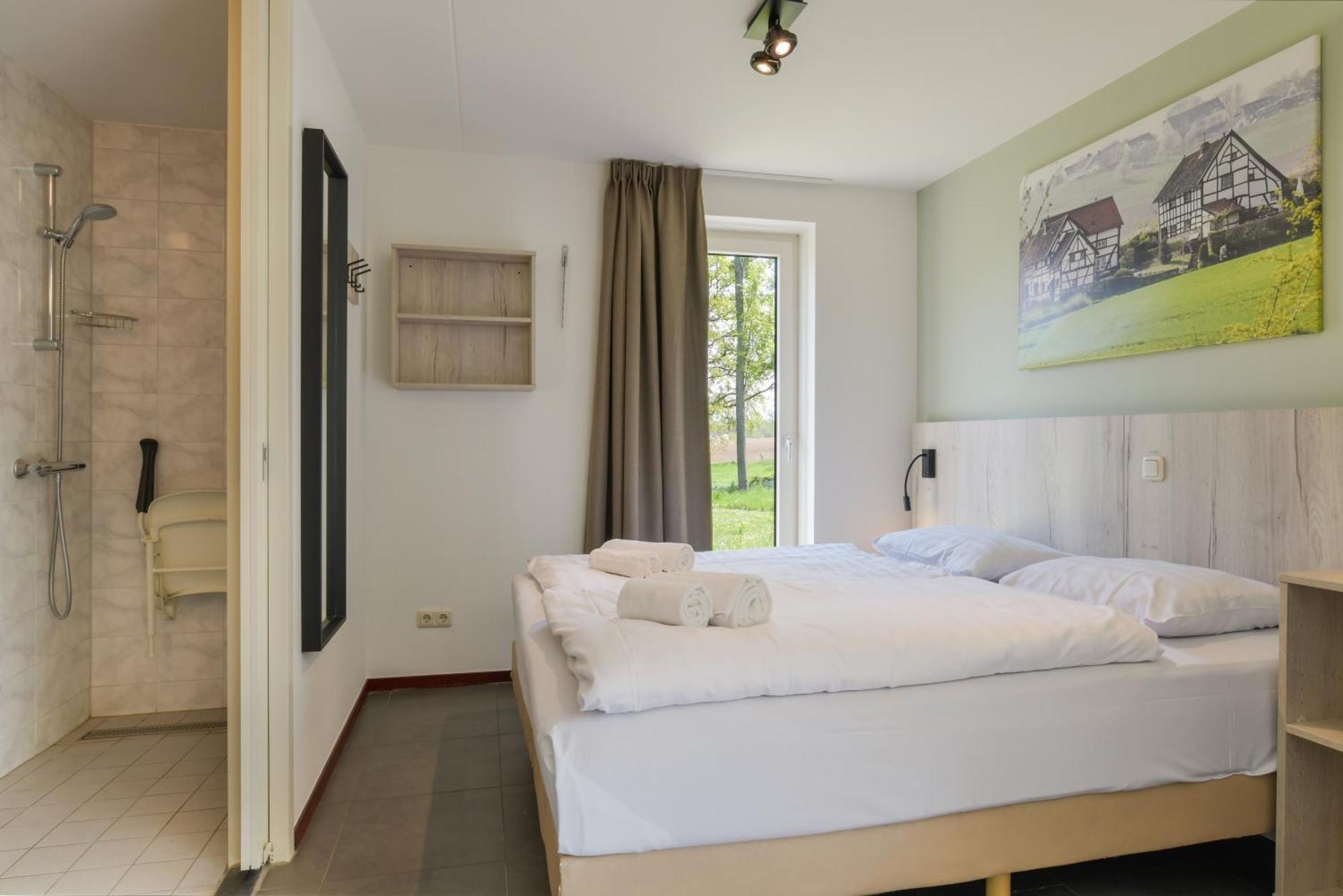 Summio Vakantiepark Reevallis فِيْلين الغرفة الصورة