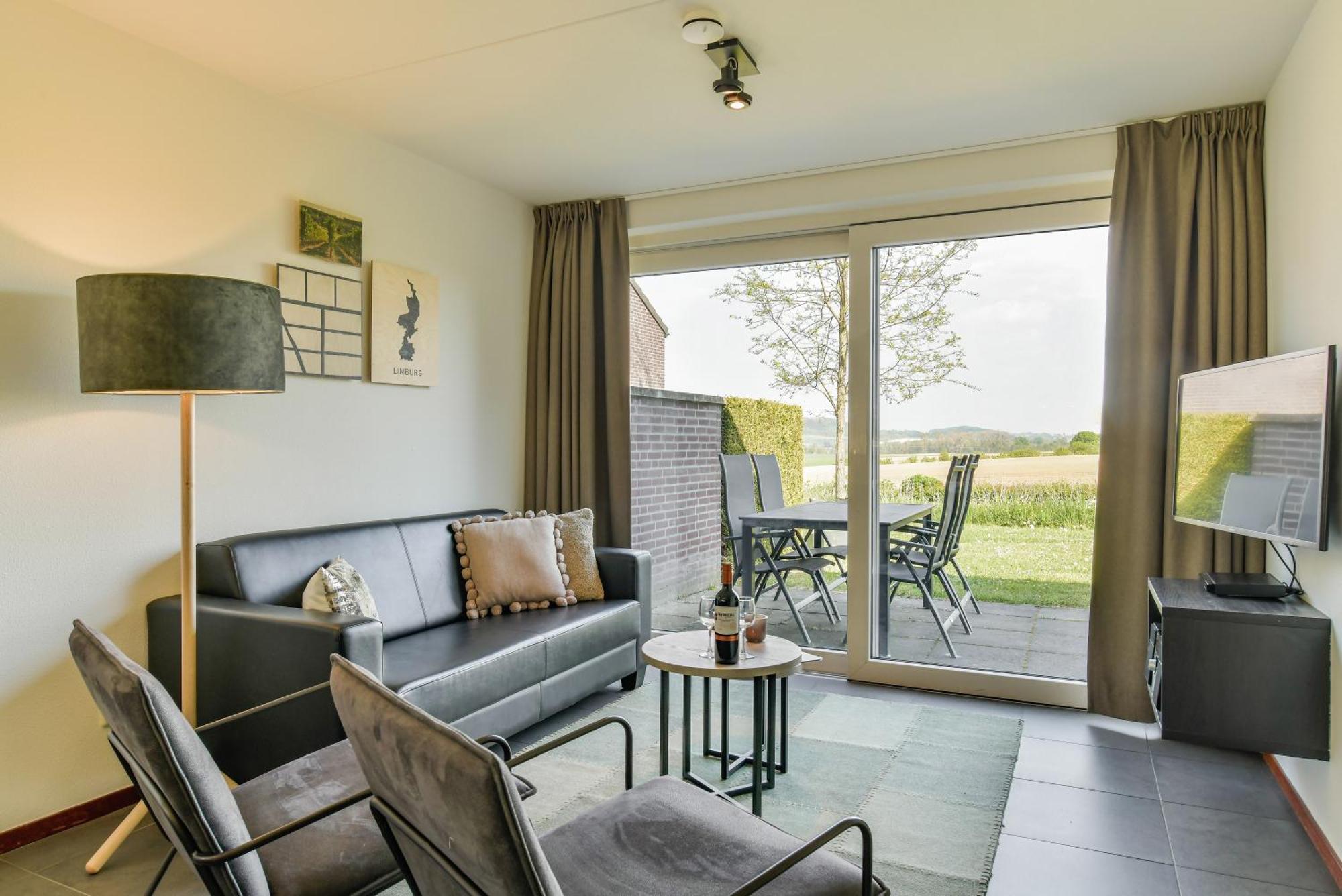 Summio Vakantiepark Reevallis فِيْلين الغرفة الصورة