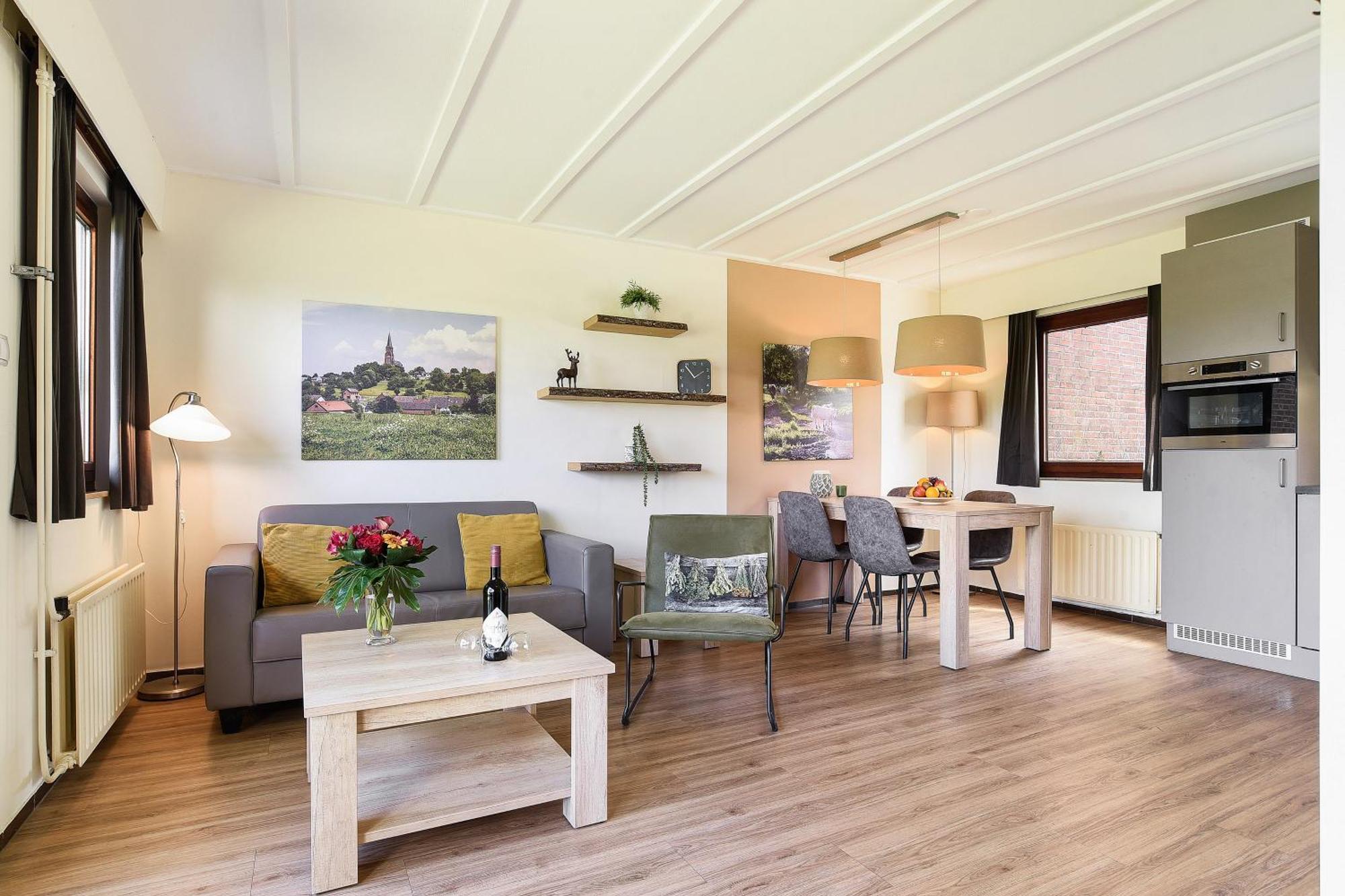Summio Vakantiepark Reevallis فِيْلين الغرفة الصورة